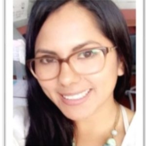 profesor-home-ingeniera-comercio-exterior-integracion-aduanas-con-aptitudes-oratoria-declamacion-brinda-clases-expresion-oral